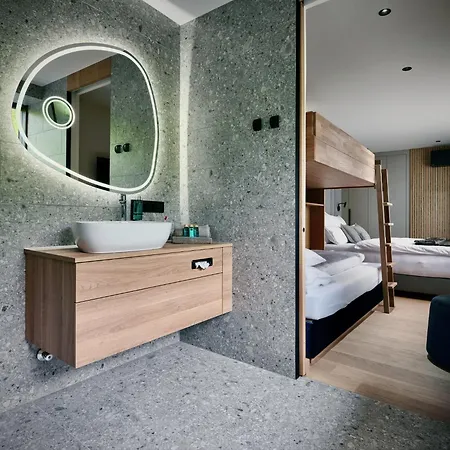 Haus Am Lift - Top2 - Summercard Included - Ski-In Ski-Out - 6P Zell am See Exterior photo